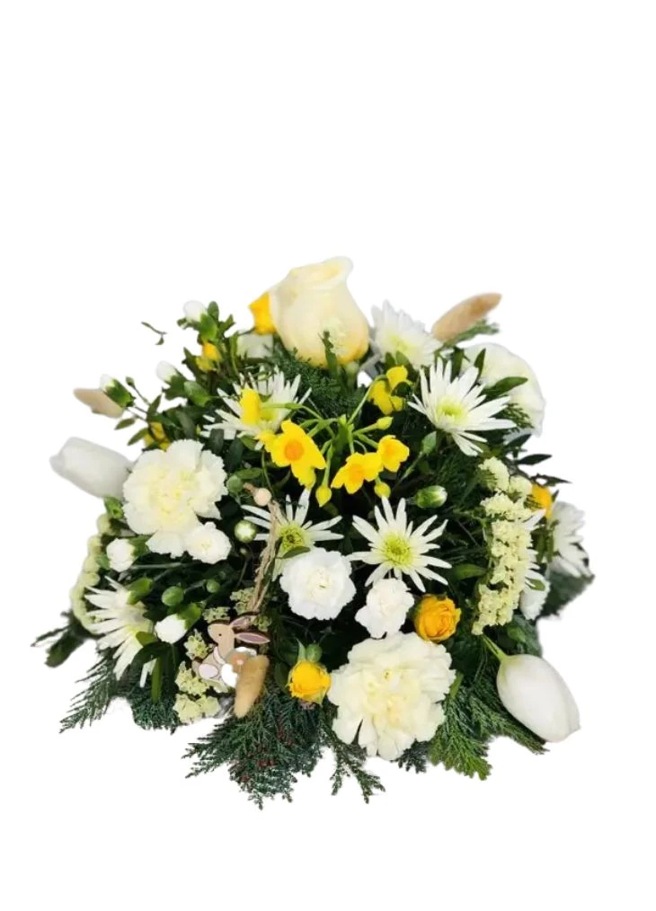 Lemon Sherbet Easter Table Arrangement