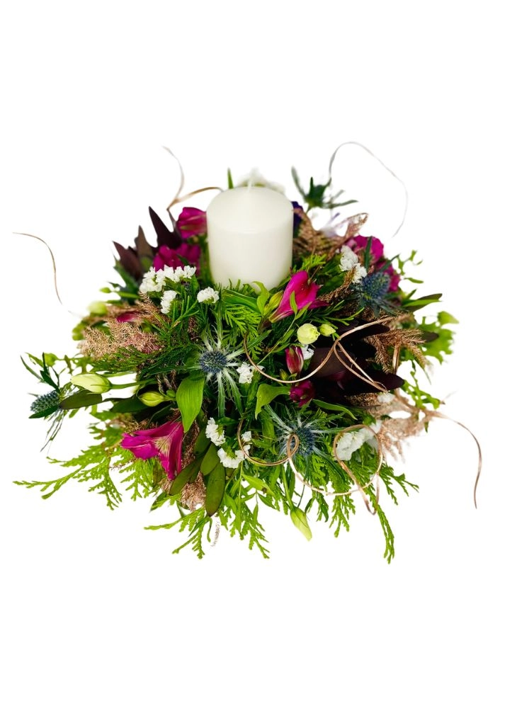 Long Lasting Christmas Candle Arrangement