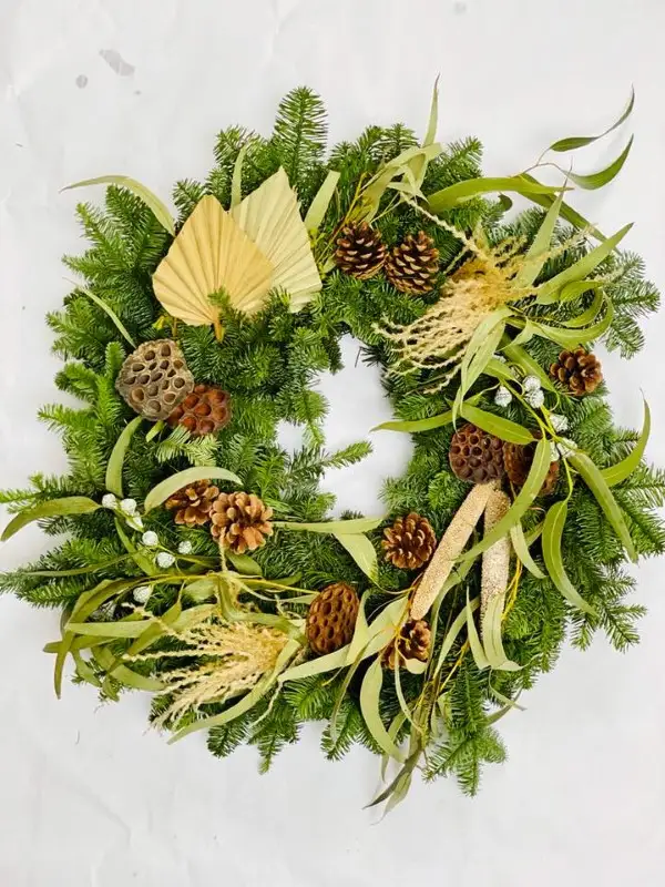 Sprinkling of Snowflakes Luxury Christmas Door Wreath - Standard